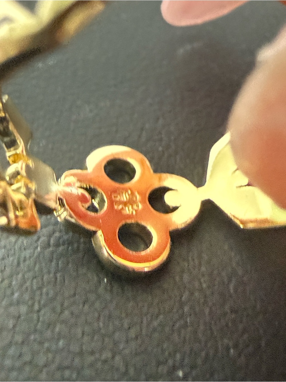 Tory Burch | Gold Plated Floral Link Statement Ring | Size 8 - Picture 5 of 5